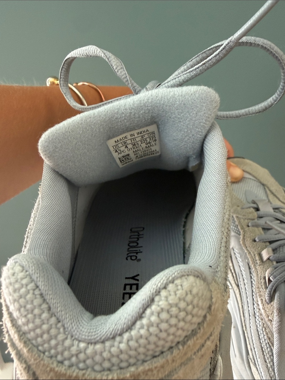 Adidas Original Yeezy BOOST 700 V2 Hospital Blue/Sage Size 4.5 - Picture 10 of 11